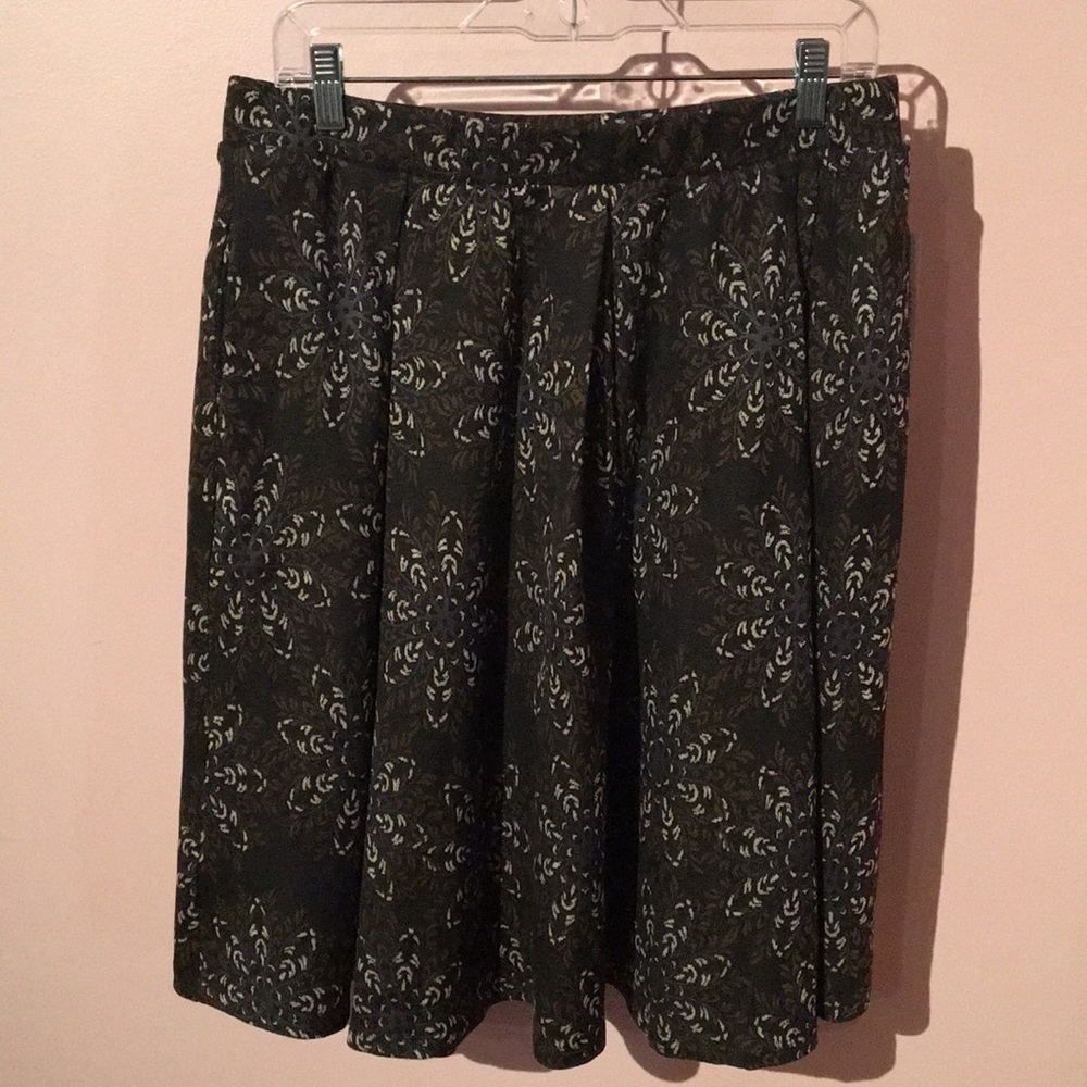 LuLaRoe Madison, Large